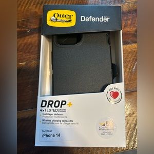 iPhone 14 otterbox case